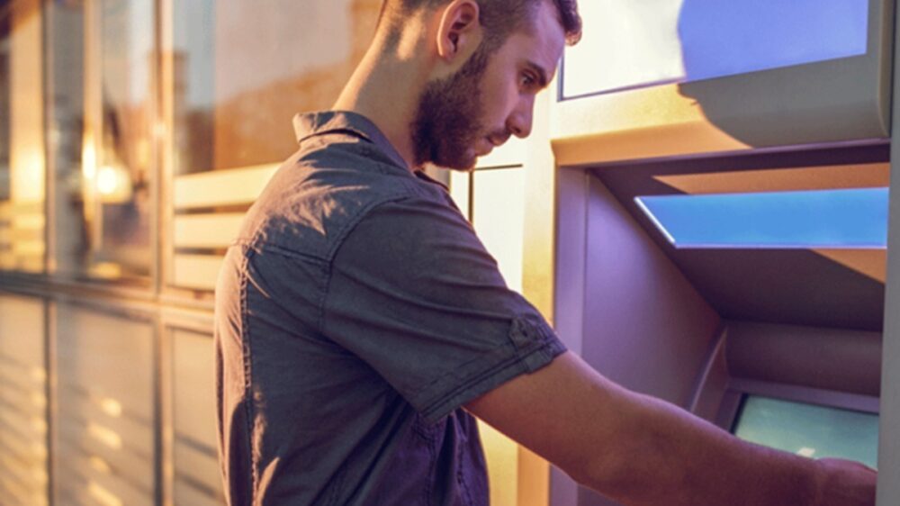 Weltweit Bargeld beziehen